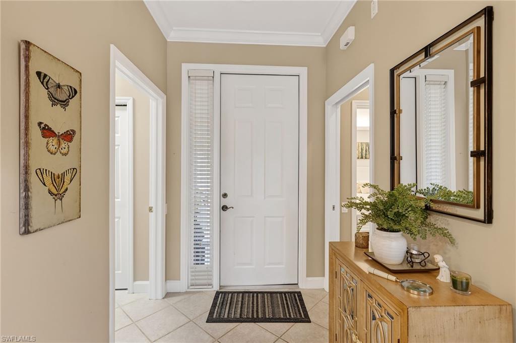 SUTTON WALK - Residential