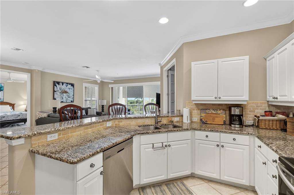 SUTTON WALK - Residential