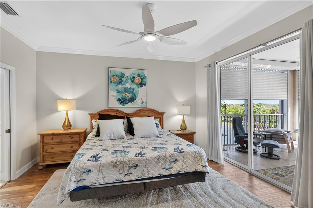 SUTTON WALK - Residential