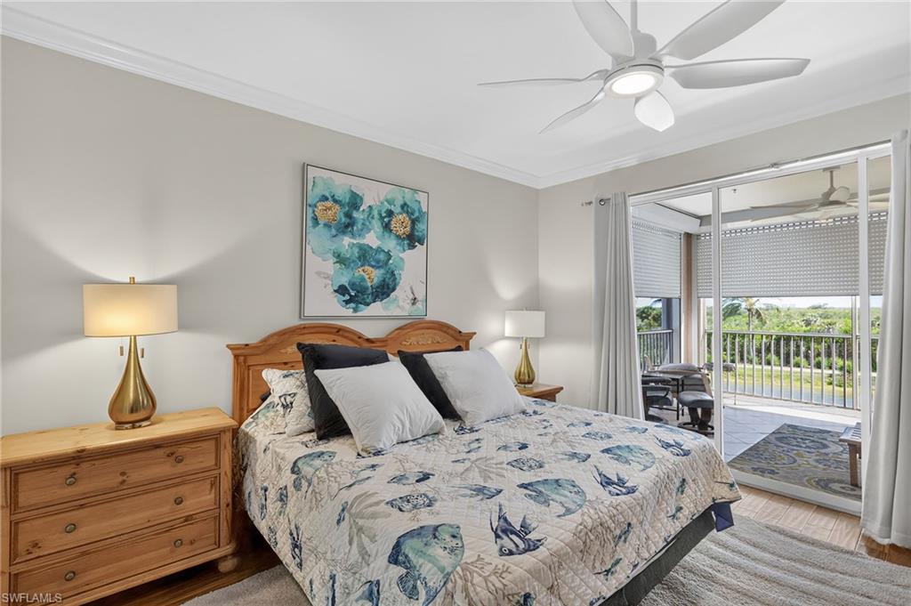 SUTTON WALK - Residential