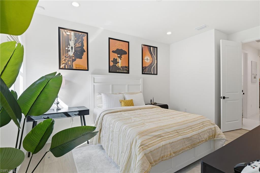 WATERVIEW LANDING - Residential