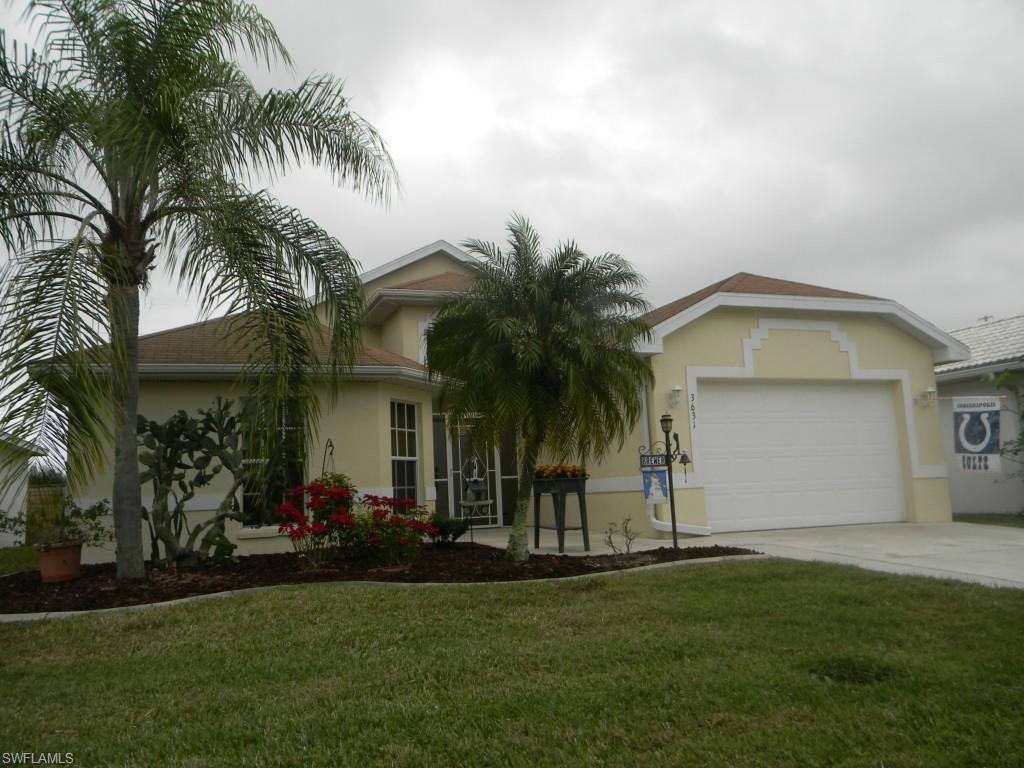 SABAL SPRINGS GOLF AND RACQUET CLUB - Residential