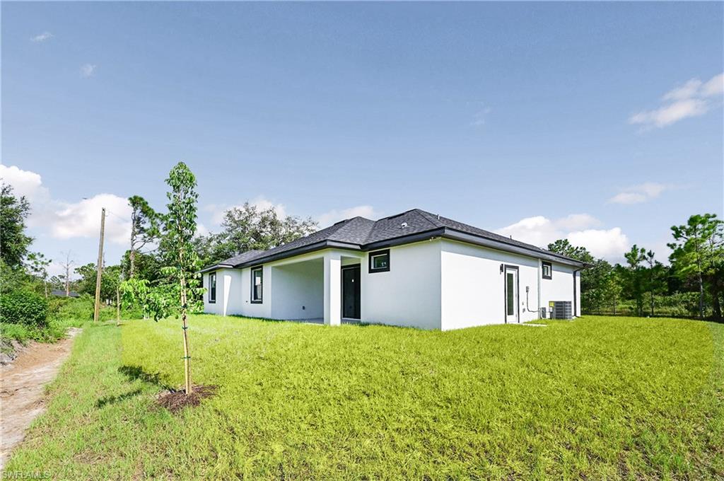LEHIGH ACRES - Residential