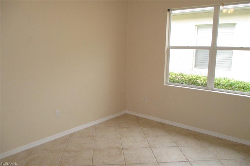 BRADFORD LAKES - Residential