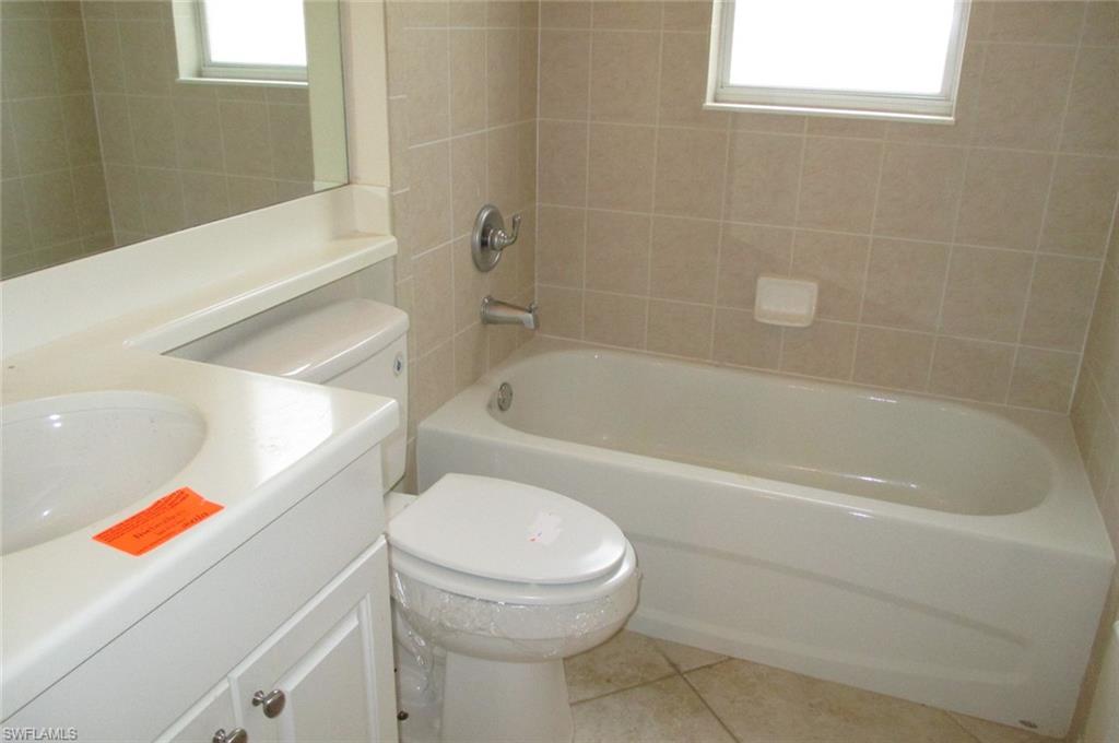 BRADFORD LAKES - Residential