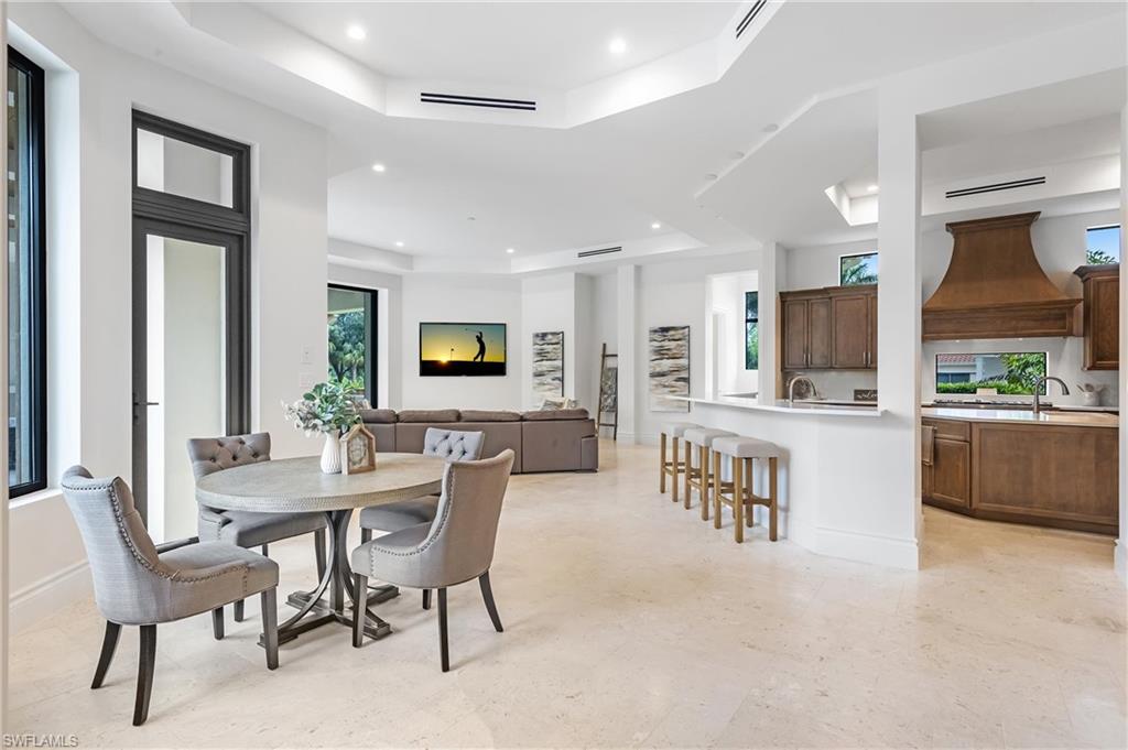 ESCADA AT TIBURON - Residential