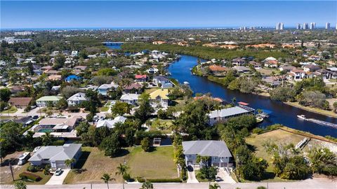 27257 Barbarosa ST BONITA SPRINGS FL 34135