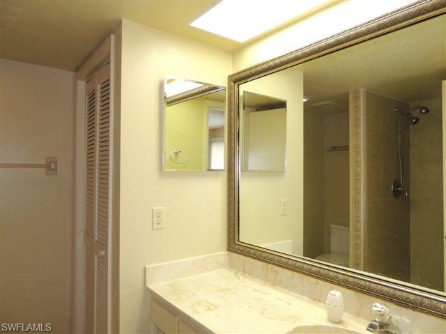 LAKEVIEW GARDENS CONDO - Residential