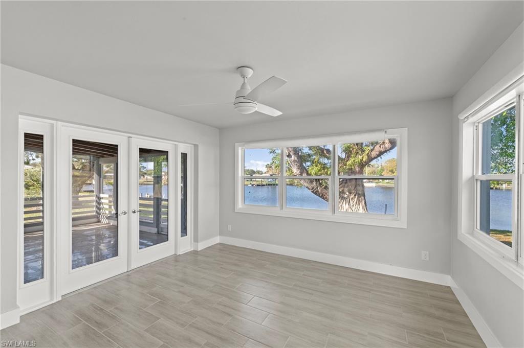 BELLE AIRE LAGOON - Residential