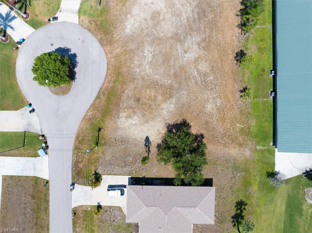 CAPE CORAL - Land
