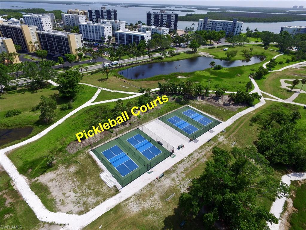 HIBISCUS POINTE - Residential