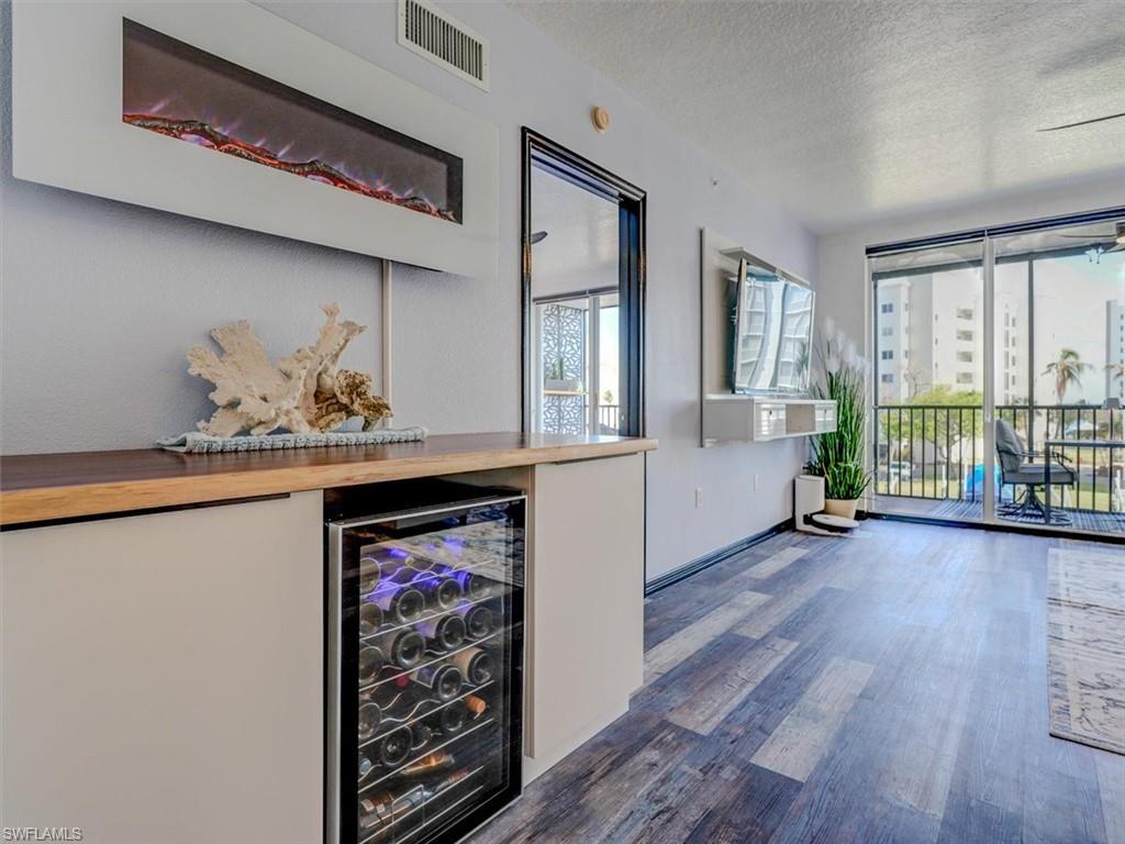 HIBISCUS POINTE - Residential