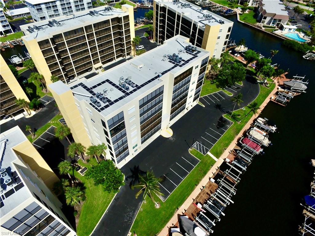 HIBISCUS POINTE - Residential
