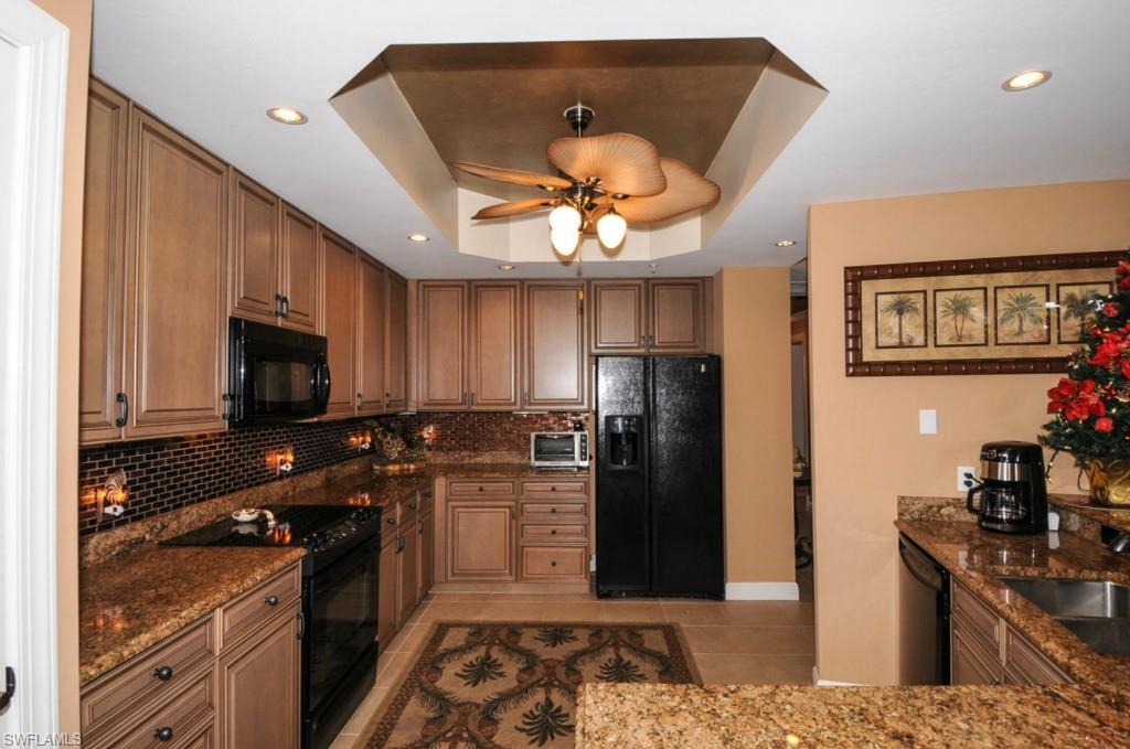 CAPE HARBOUR - Residential