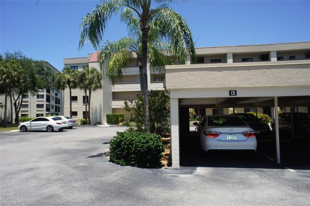 SEVEN LAKES - Residential