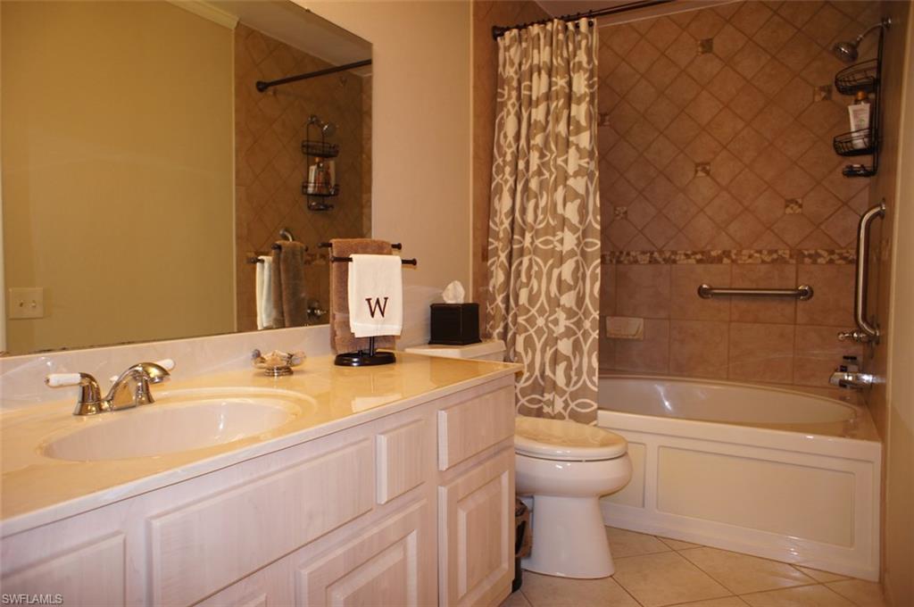 SEVEN LAKES - Residential