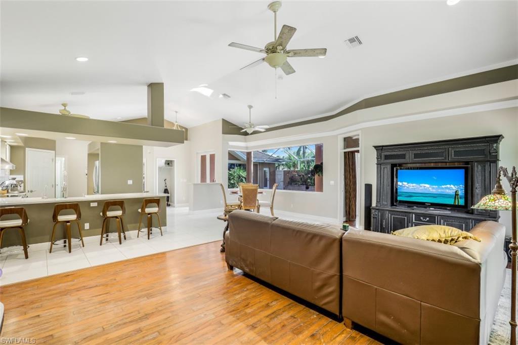 ROSE GARDEN - Residential