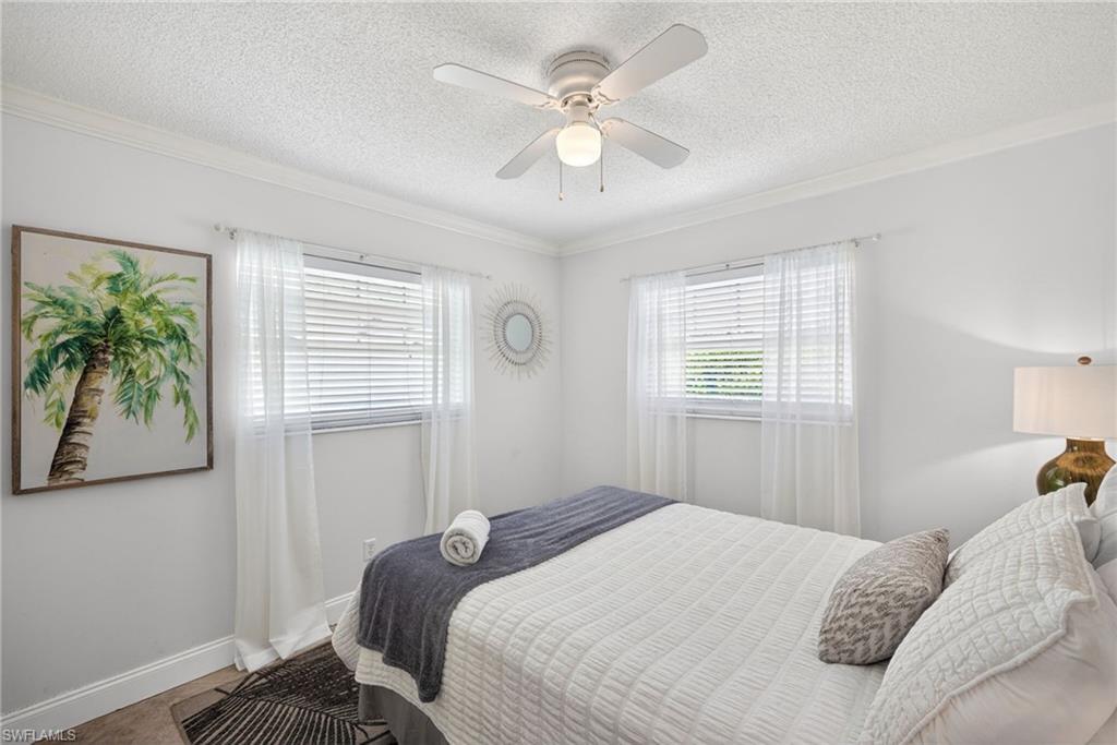 NAPLES PARK - Residential