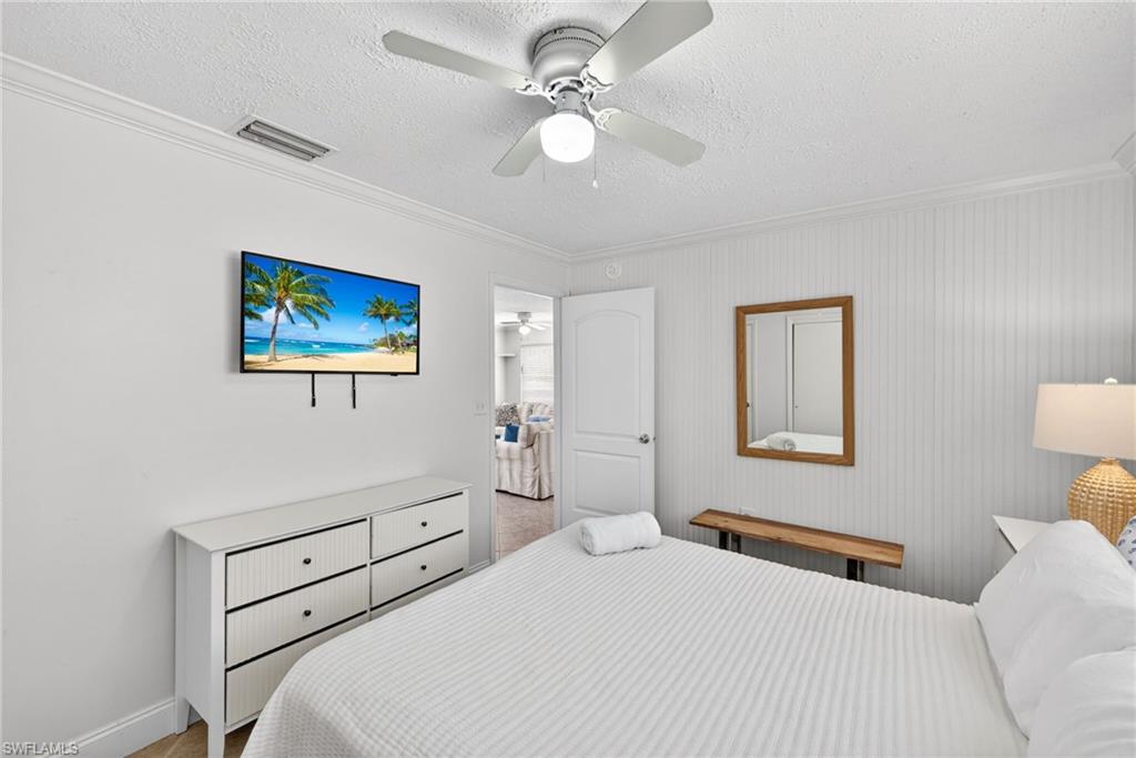 NAPLES PARK - Residential