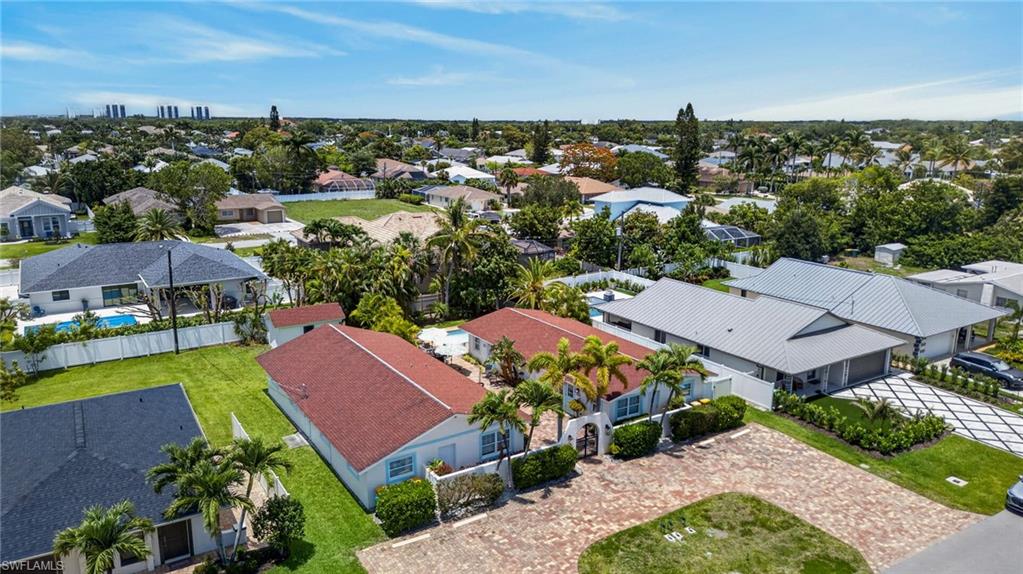 NAPLES PARK - Residential