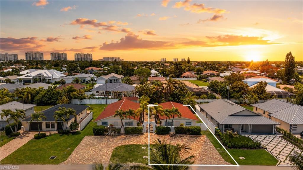 NAPLES PARK - Residential