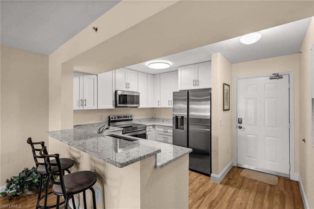 KEY ROYAL CONDOMINIUMS - Residential