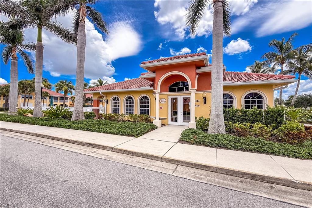 BLUE WATER - Residential