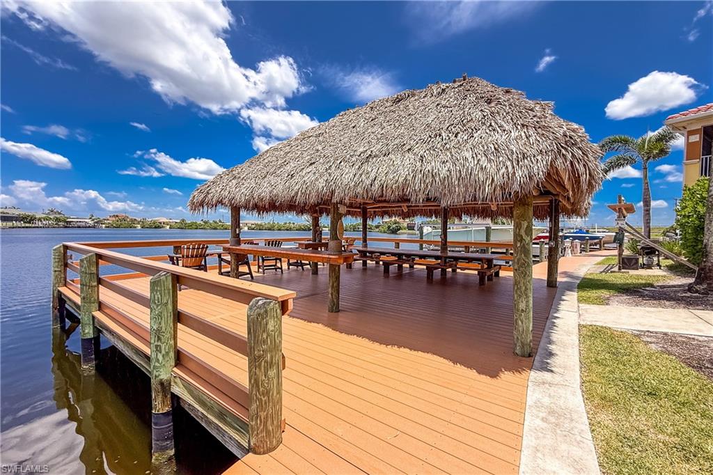 BLUE WATER - Residential