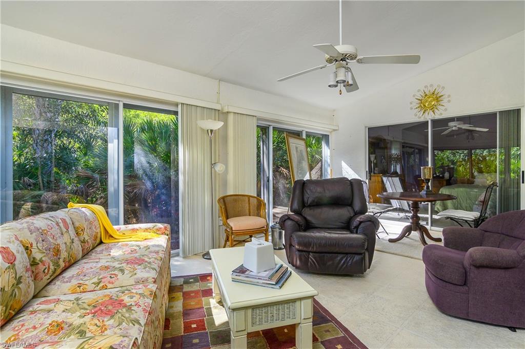 SUNGATE VILLAS - Residential