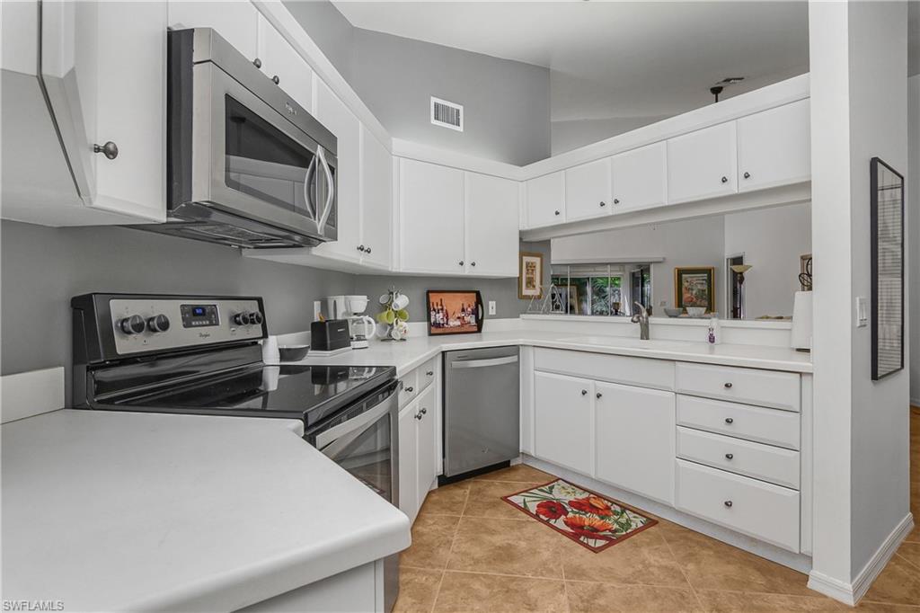 SUNGATE VILLAS - Residential