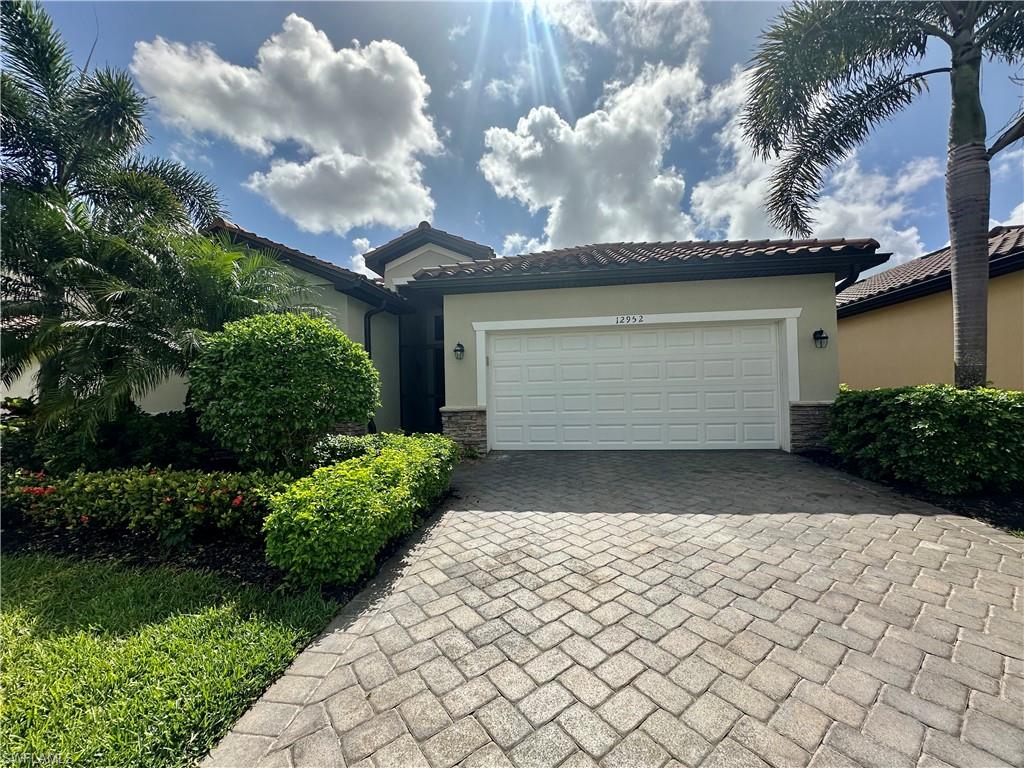 HAMPTON PARK - Residential Lease