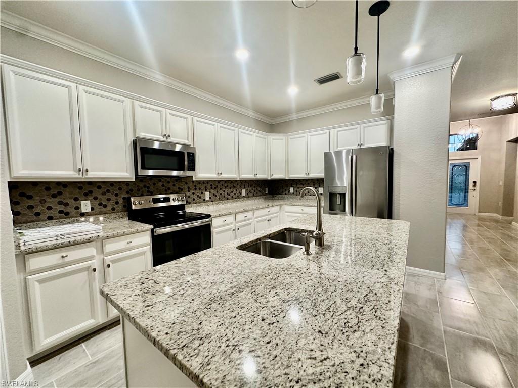 HAMPTON PARK - Residential Lease