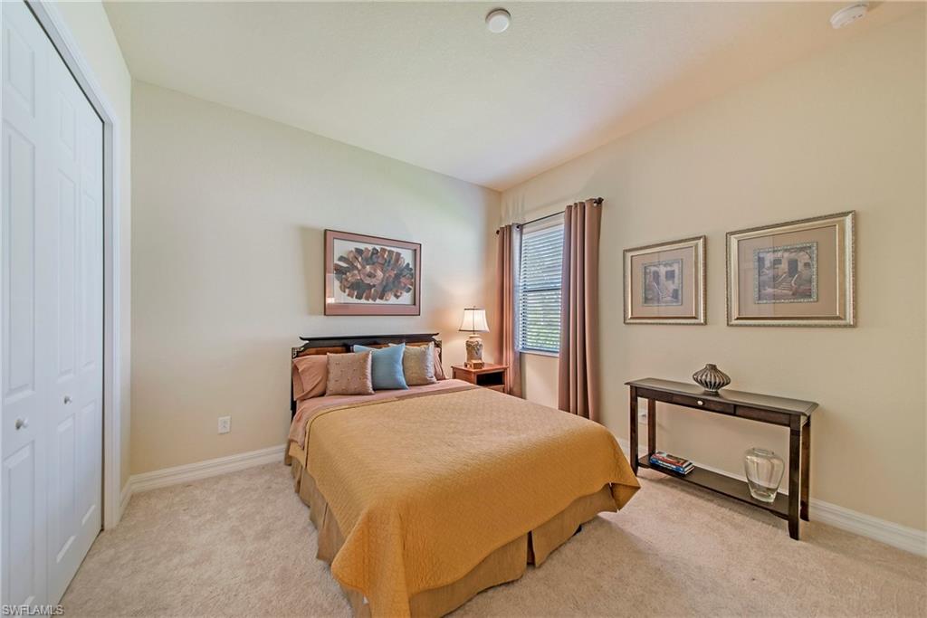 REFLECTION ISLES - Residential