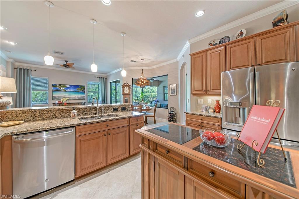 REFLECTION ISLES - Residential