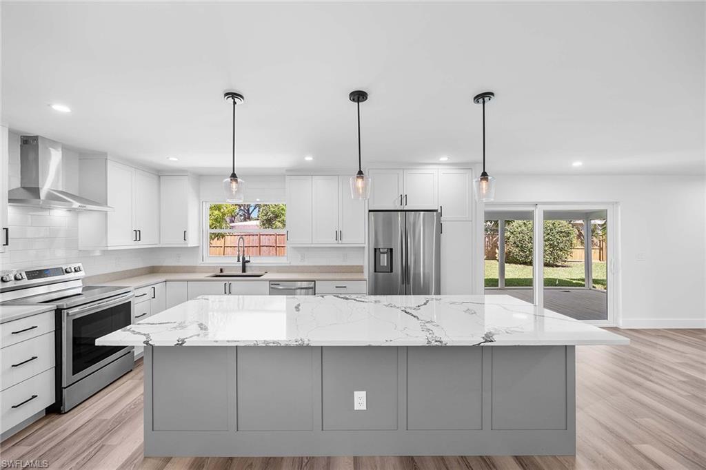 WESTLAKE - Residential