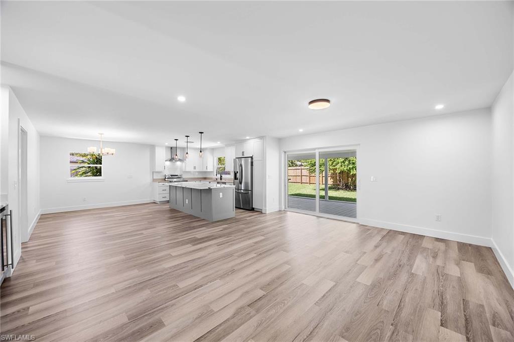 WESTLAKE - Residential