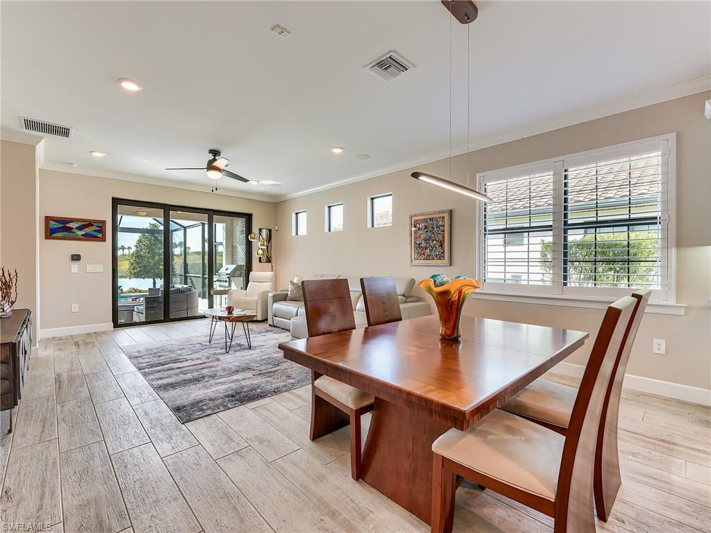 ESPLANADE LAKE CLUB - Residential