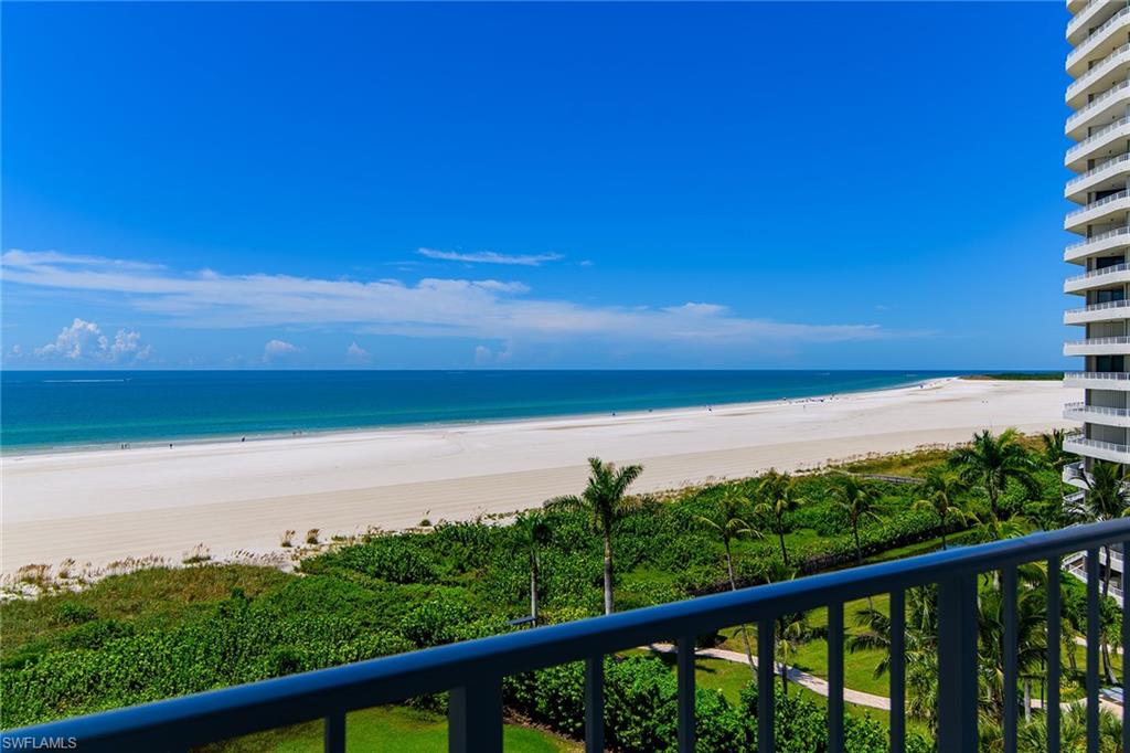 ROYAL SEAFARER - Residential