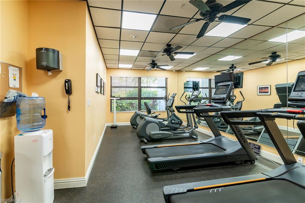 ROYAL SEAFARER - Residential