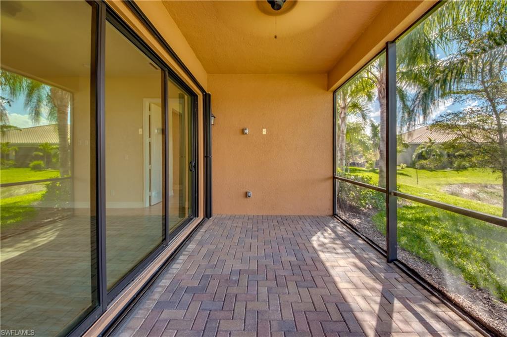 MARINA BAY - Residential