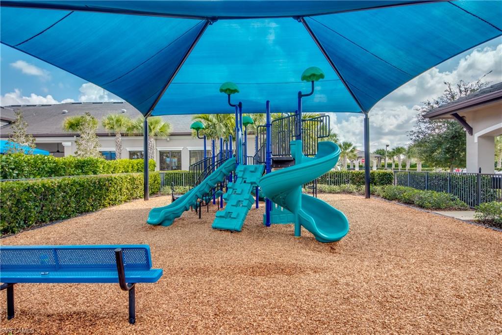 MARINA BAY - Residential