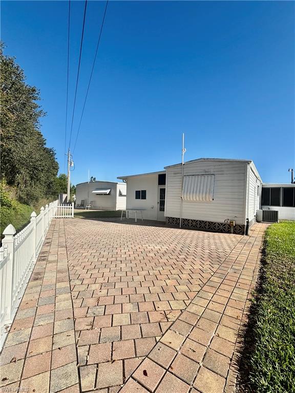 FOREST PARK MOBILE HOME - Residential