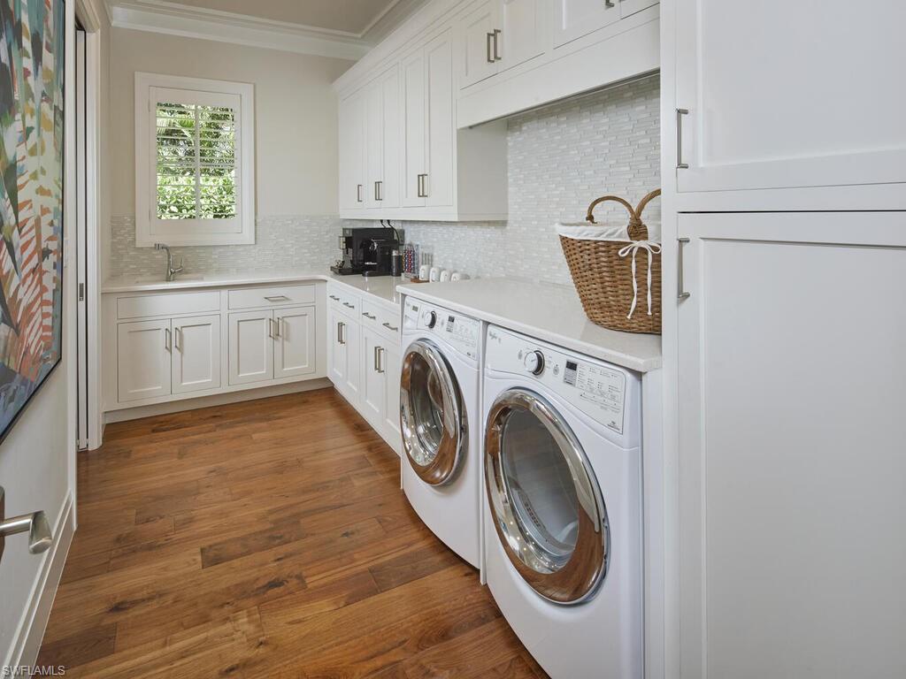 OLDE NAPLES - Residential