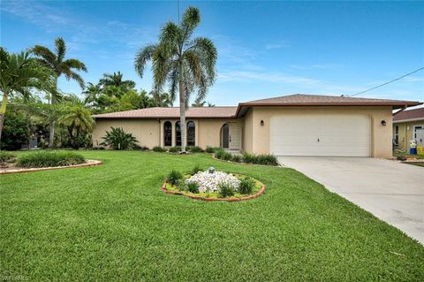 900 SW 54th LN CAPE CORAL FL 33914