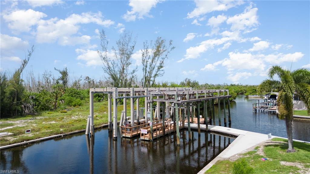 BAYSIDE ESTATES - Residential