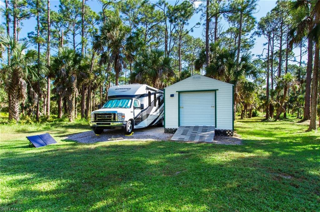 GOLDEN GATE ESTATES - Residential