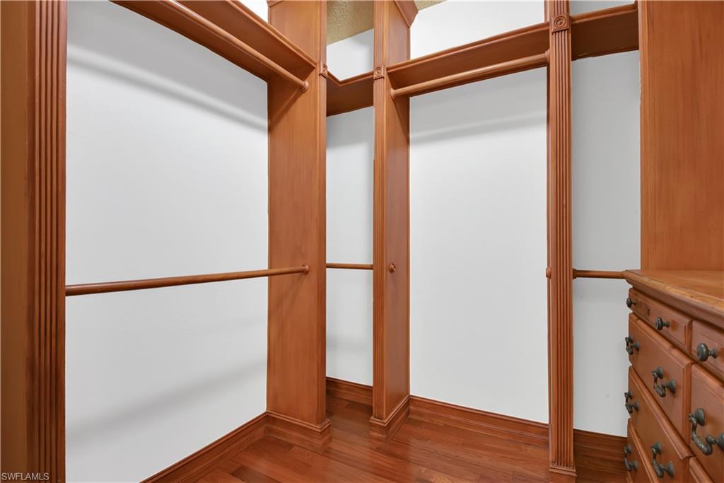 SILVER OAKS - Residential