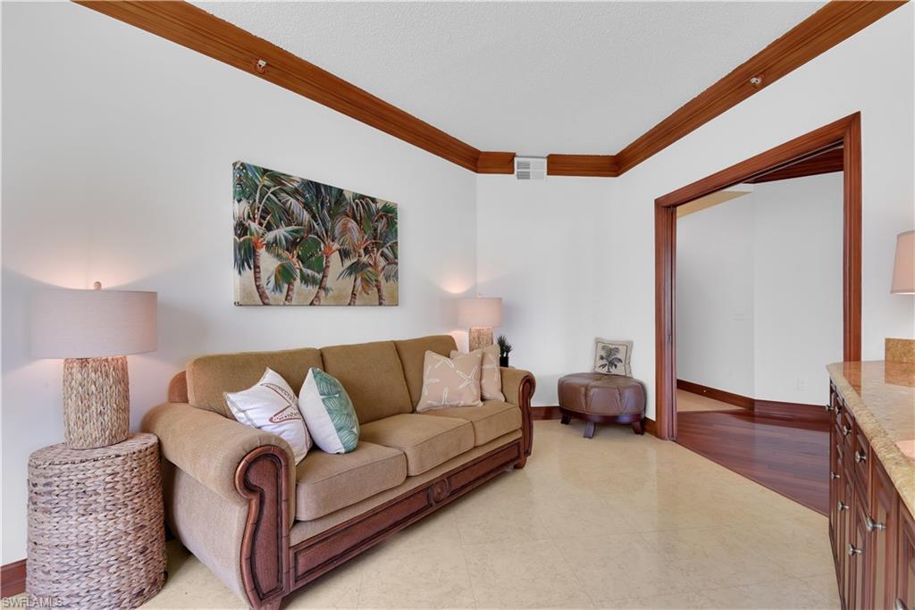 SILVER OAKS - Residential