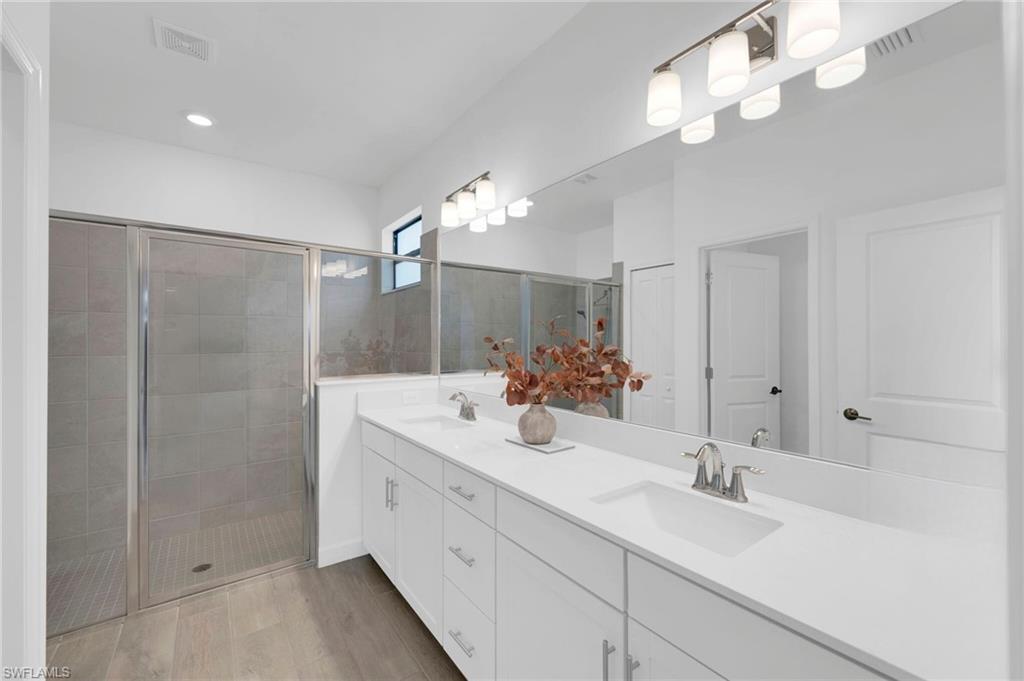 VERDANA VILLAGE - Residential