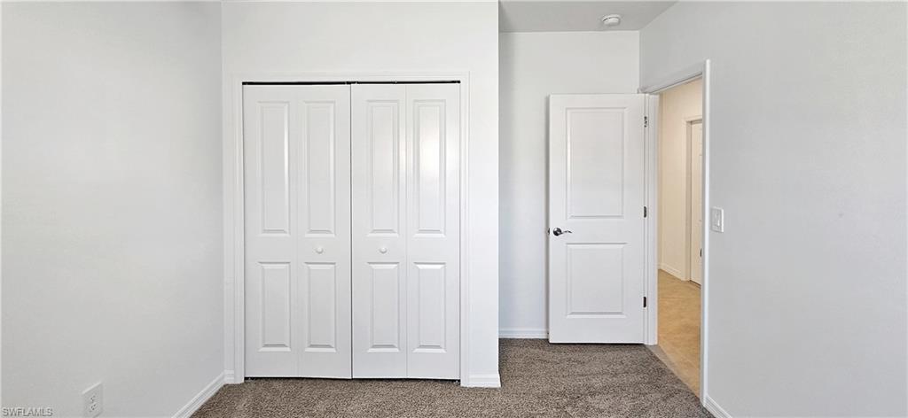 WHISPERING LAKES - Residential